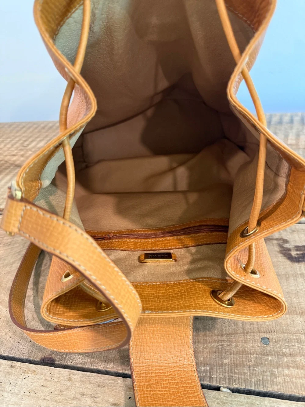 Loewe certificate authenticity